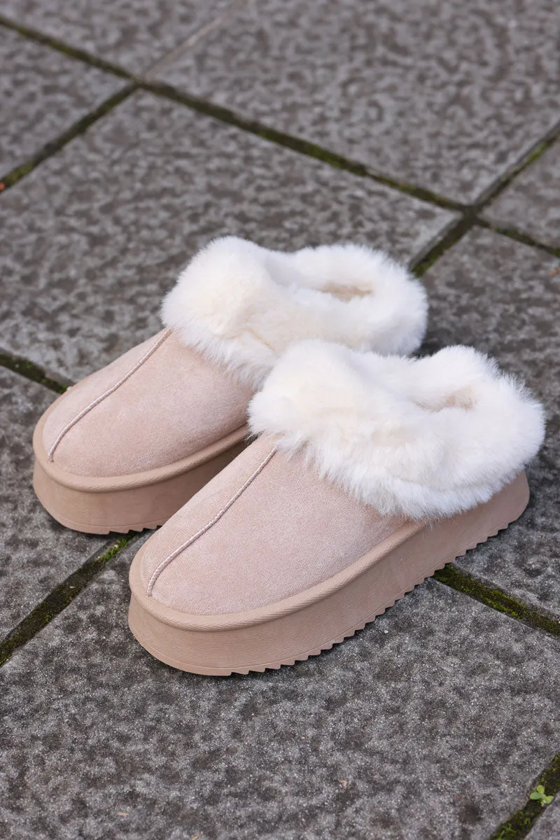 Chaussons beige fourrés écru avec semelle plateforme