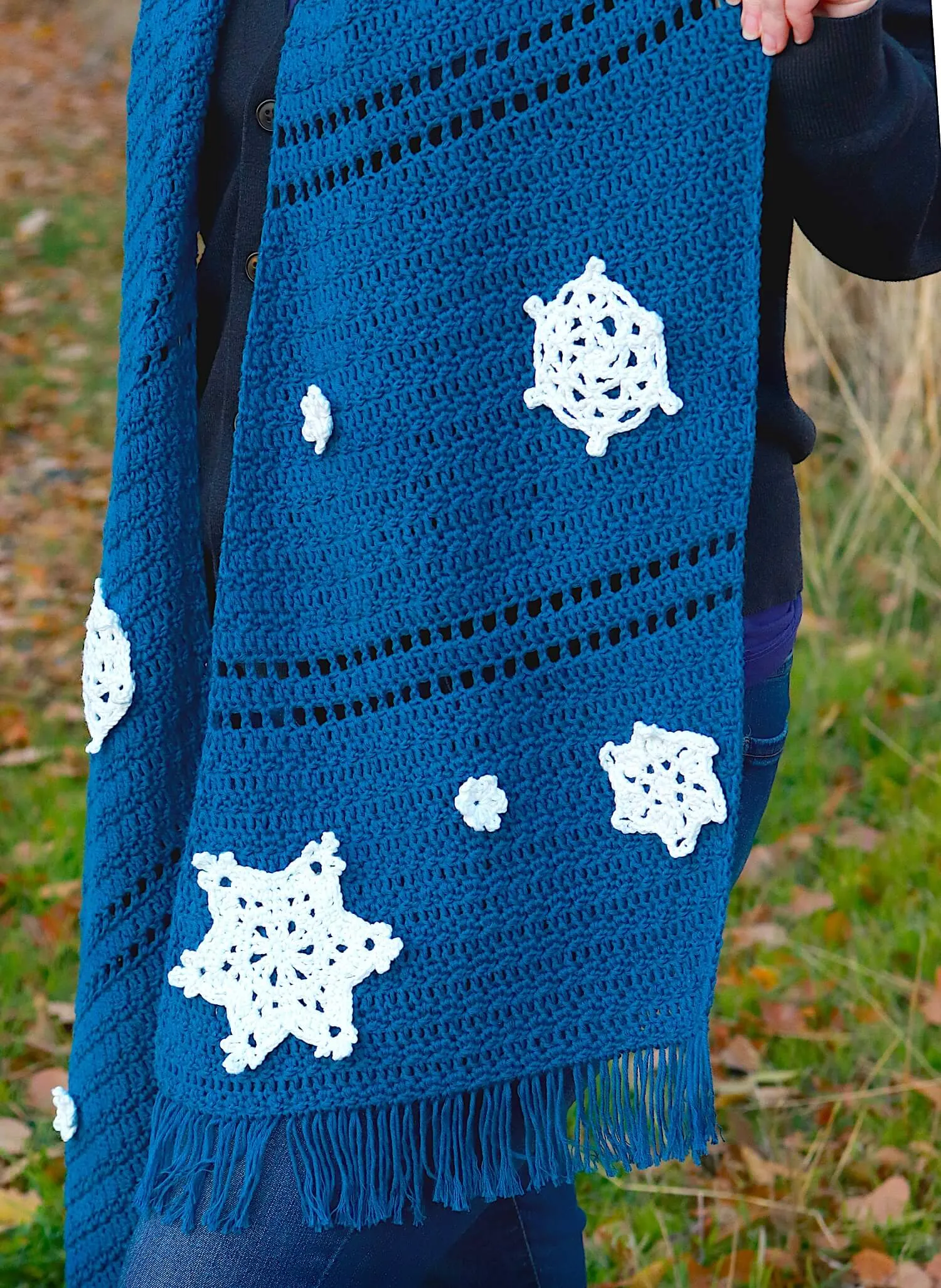 Crochet Kit - Crystal Snowflakes Shawl